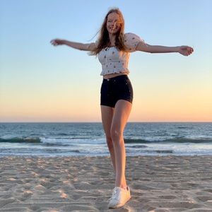 Meet your Posher, Diana